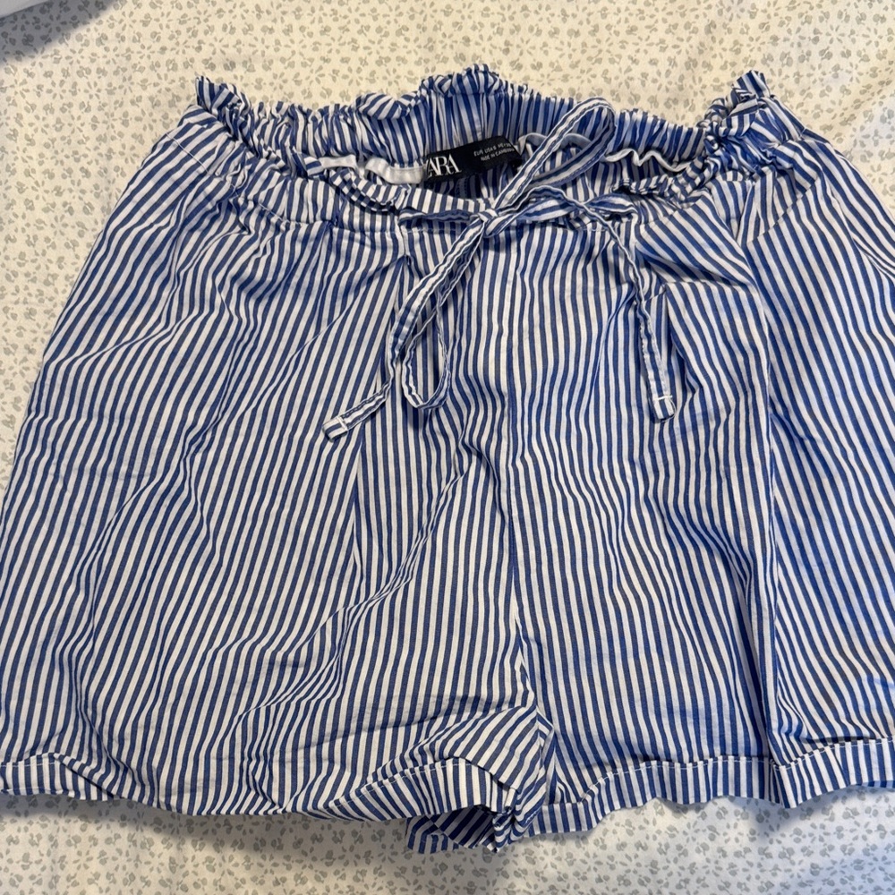 Zara High Waist Blue and White Striped Shorts